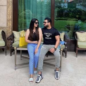 Meet your Posher, Deeksha